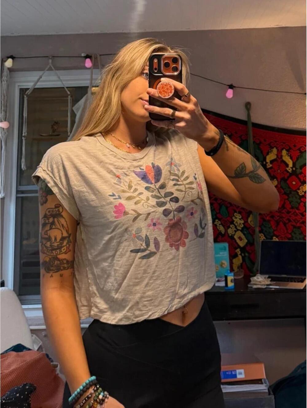Natural Life Boho Floral Crop Tee Cream Beige Size Small - Picture 2 of 7